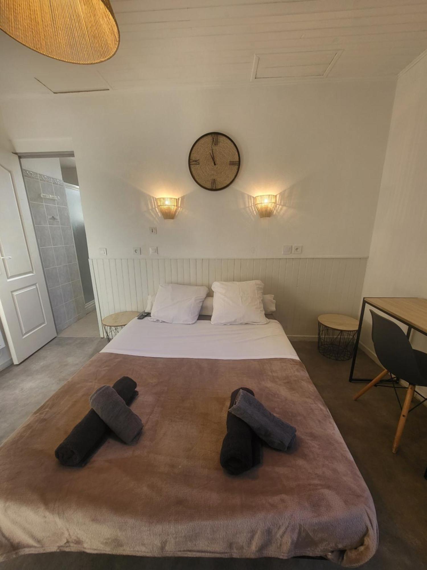Hotel Le Chalet Valras-Plage Esterno foto